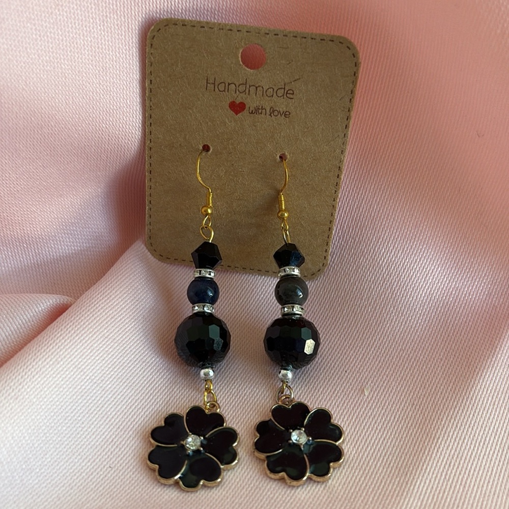 🟢 Elegant Black Flower Heart Rhinestone Drop Earrings